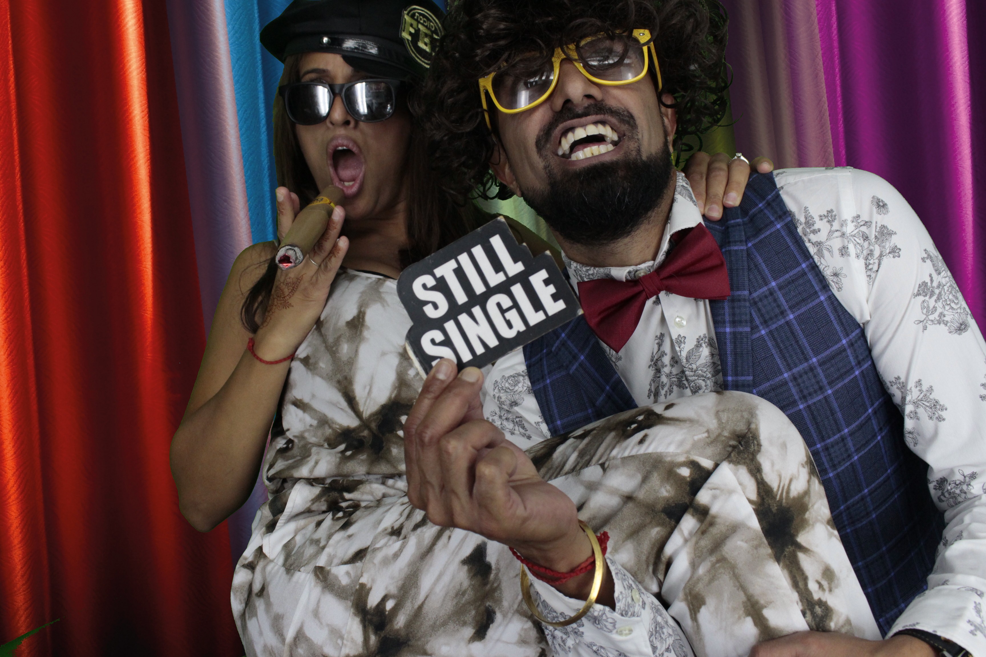 Bhavin & Yasmin’s Wedding | View more photos from the event at gallery.myphotoboothexperience.co.uk/u/MyPhotoBoothExperienceLtd/Bhavin-Yasmin’s-Wedding